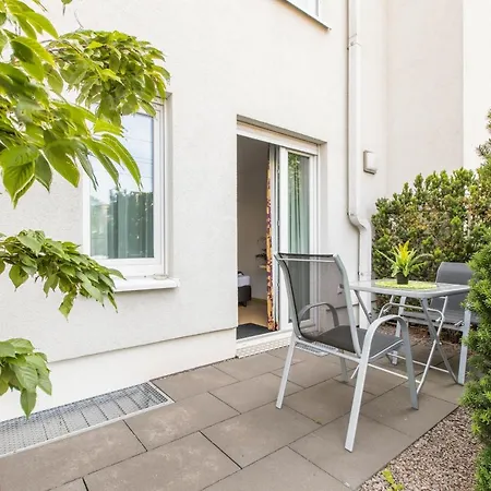 Gemutliche Private Nahe Elbe, Ruhig, Garten,tv, Kuche, Moderne Ausstattung